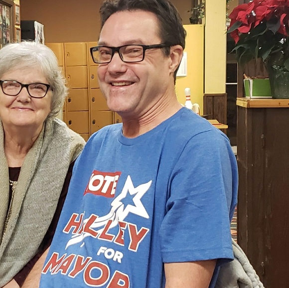 Meet your Posher, Richard - Picture 1 of 1